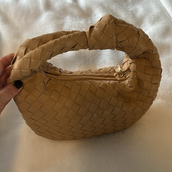 Purse - Picture 2 of 4